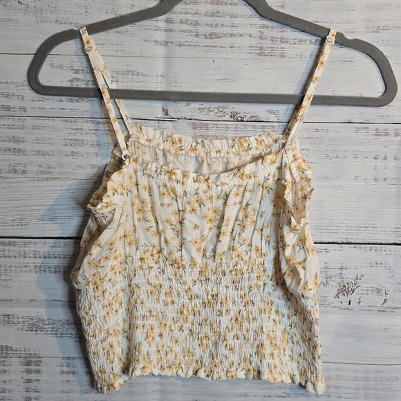 American Eagle Floral Smocked Crop Top - White and Yellow Womans Size Small - Picture 3 of 6